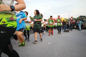 BIB: 
                            <button type="button" onclick="openModal(3530837)" class="btn btn-primary btn-sm float-right btn-popup" data-toggle="modal" data-target=".modal-high-quality">
                        <i class="fas fa-shopping-cart"></i> Add to Cart
                    </button>
                                            <button type="button" onclick="isThisMe(3530837, true)" class="btn btn-success btn-sm float-right btn-popup btn-isme hidden" data-toggle="tooltip" data-placement="bottom" title="นี่คือรูปของคุณใช่ไหม คลิกที่นี่เพื่อเอาเข้าอัลบั้ม">
                        <i class="fas fa-plus"></i> Add to album
                    </button>
                    <button type="button" onclick="isThisMe(3530837, false)" class="btn btn-warning btn-sm float-right btn-popup btn-isnotme hidden">
                        <i class="fas fa-ban"></i> Remove from album
                    </button>